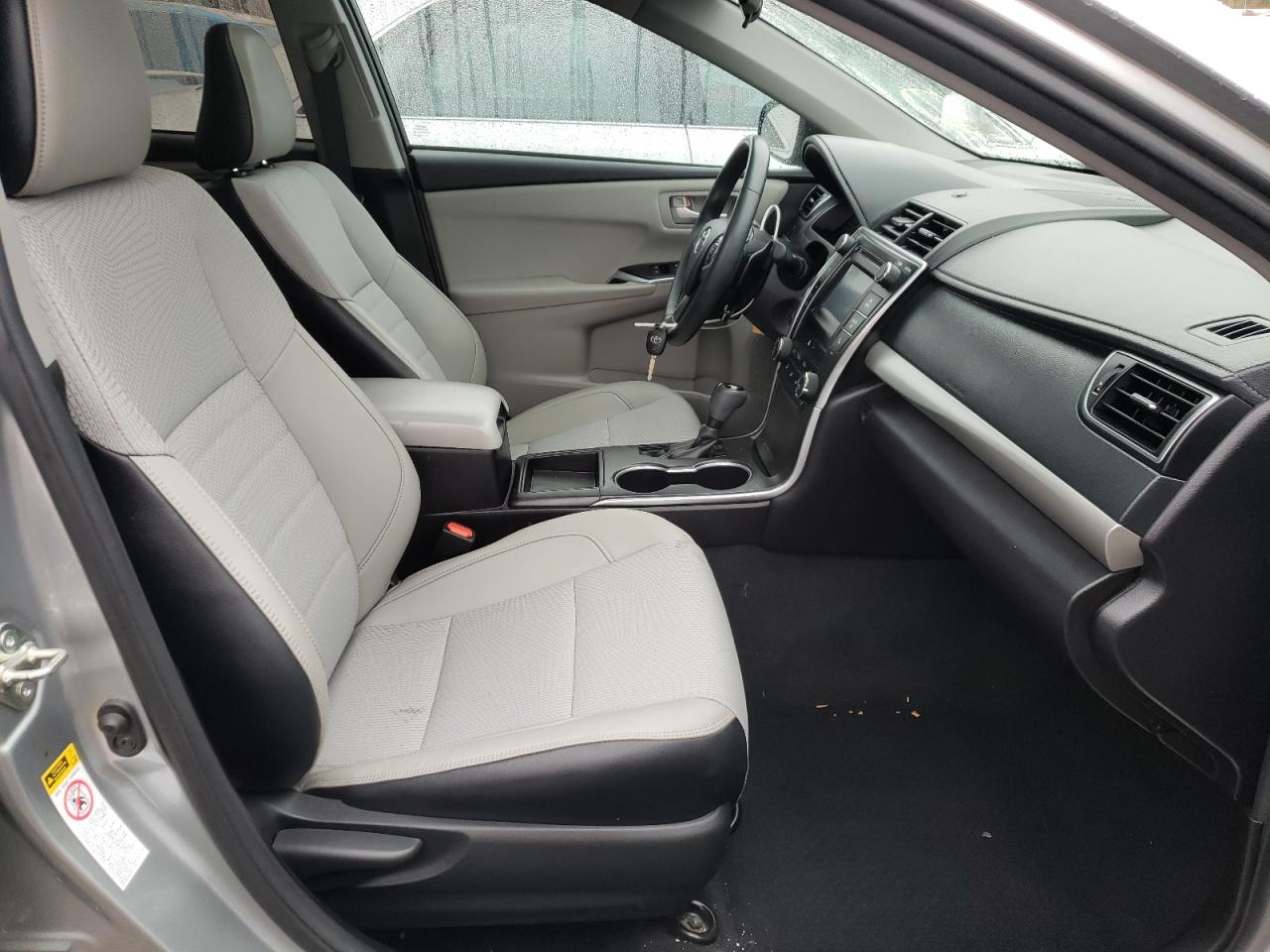 Photo 5 from auction – 2017 TOYOTA CAMRY LE with VIN 4T1BF1FK9HU341483