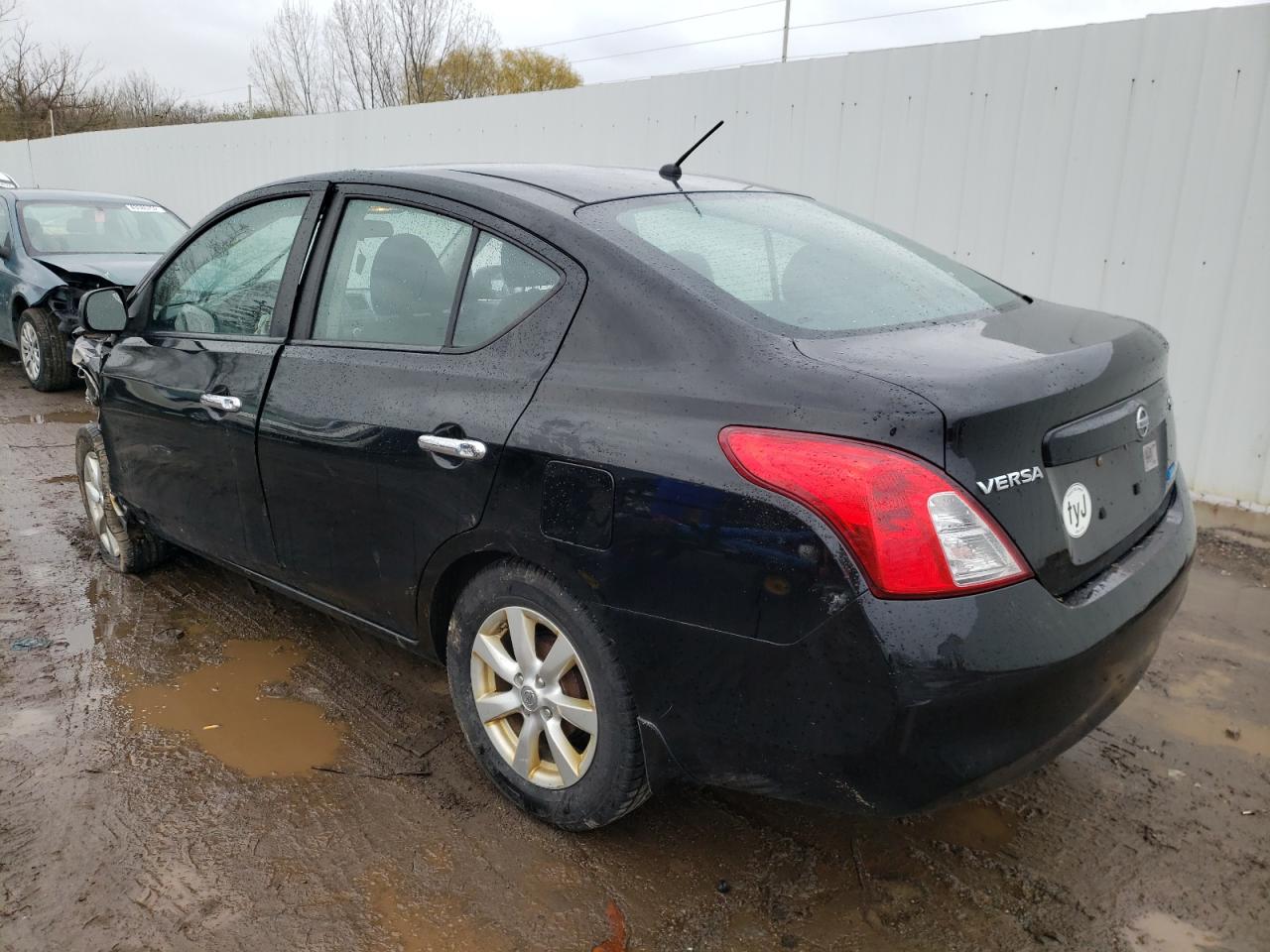 Photo 3 from auction – 2012 NISSAN VERSA with VIN 3N1CN7AP1CL889453