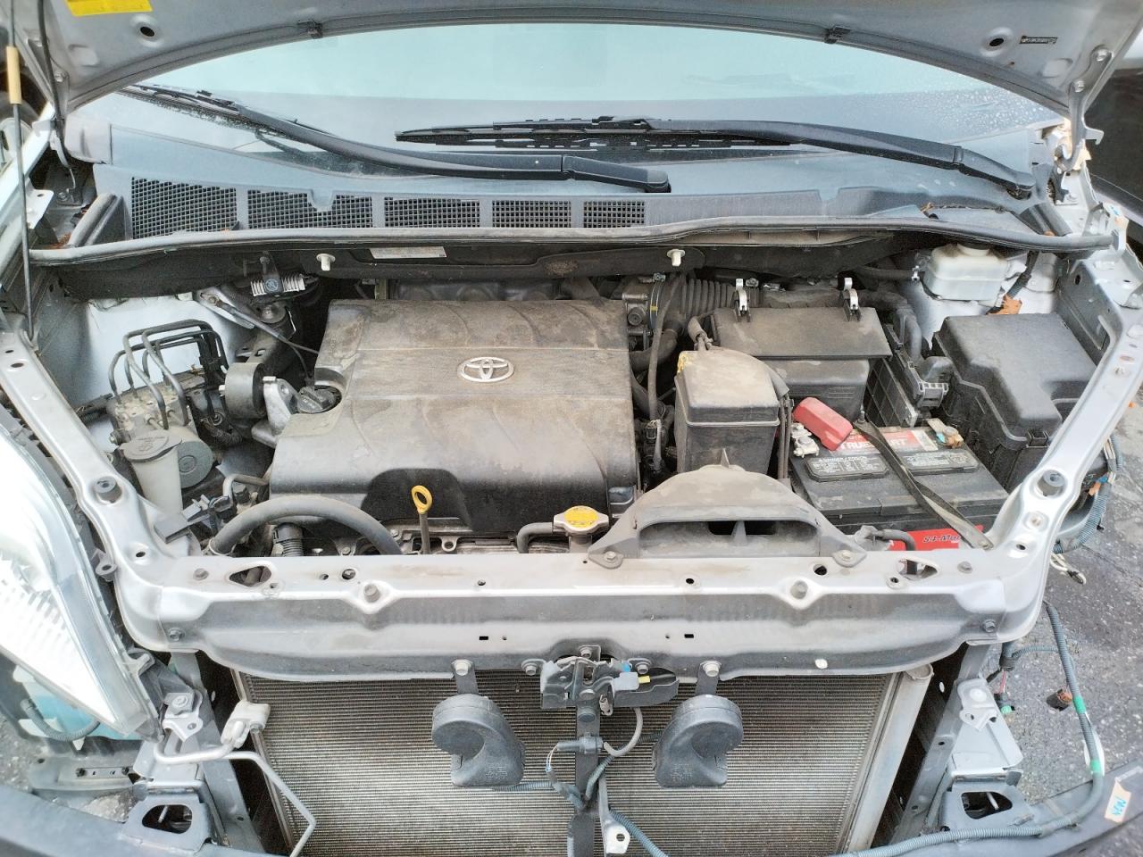 Photo 7 from auction – 2011 TOYOTA SIENNA LE with VIN 5TDKK3DC6BS017703