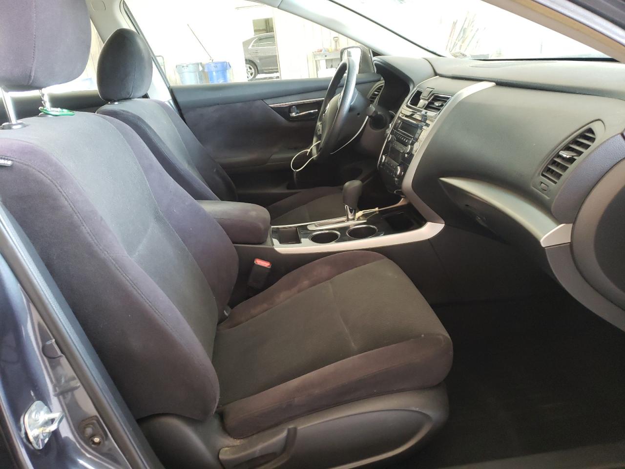 Photo 5 from auction – 2013 NISSAN ALTIMA 2.5 with VIN 1N4AL3AP0DC152699