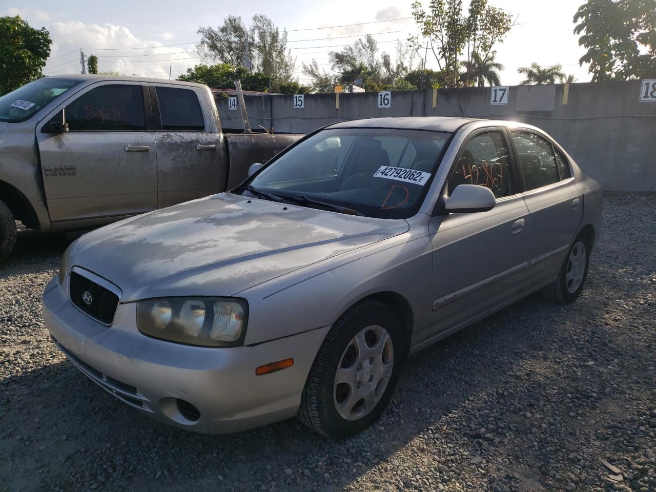Photo 2 from auction – 2003 HYUNDAI ELANTRA GL with VIN KMHDN45D53U653759