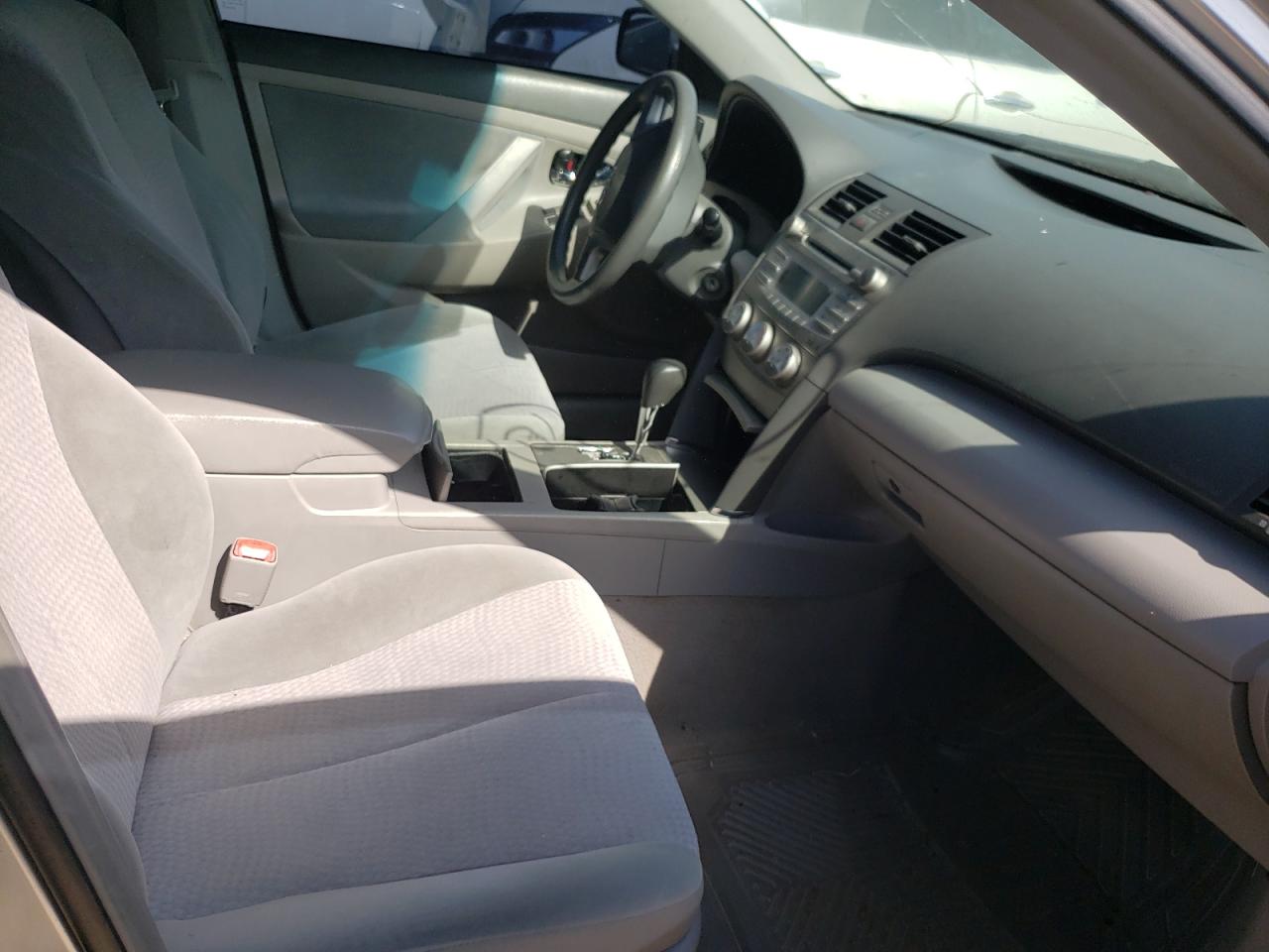 Photo 5 from auction – 2010 TOYOTA CAMRY BASE with VIN 4T4BF3EK6AR012314