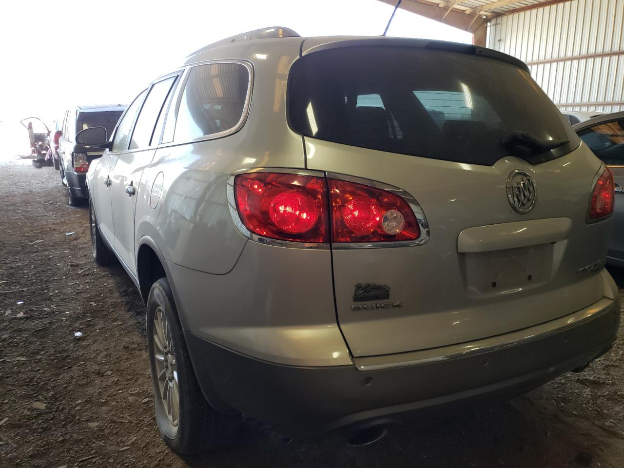 Photo 3 from auction – 2011 BUICK ENCLAVE CX with VIN 5GAKRBED9BJ228969