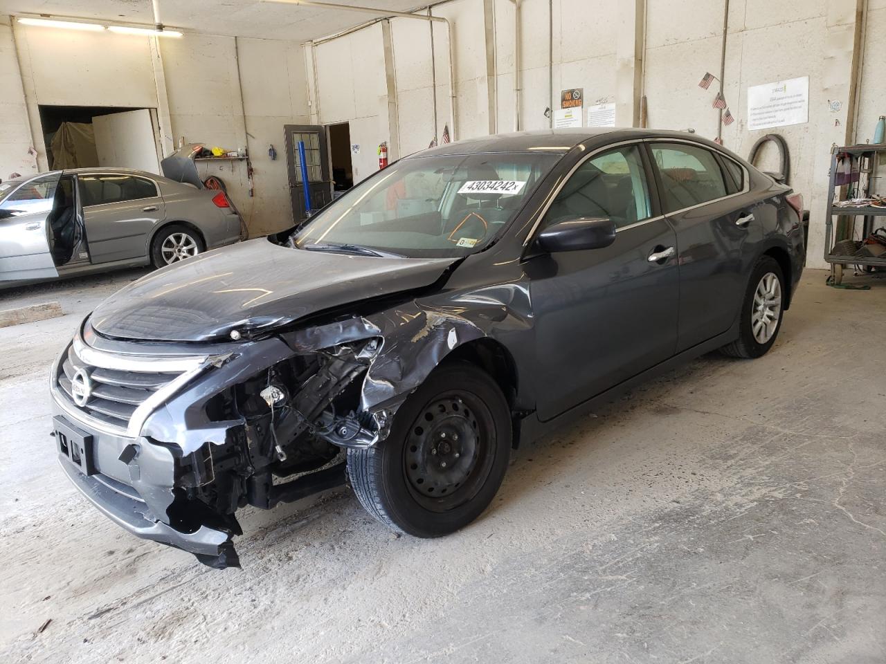 Photo 2 from auction – 2013 NISSAN ALTIMA 2.5 with VIN 1N4AL3AP0DC152699