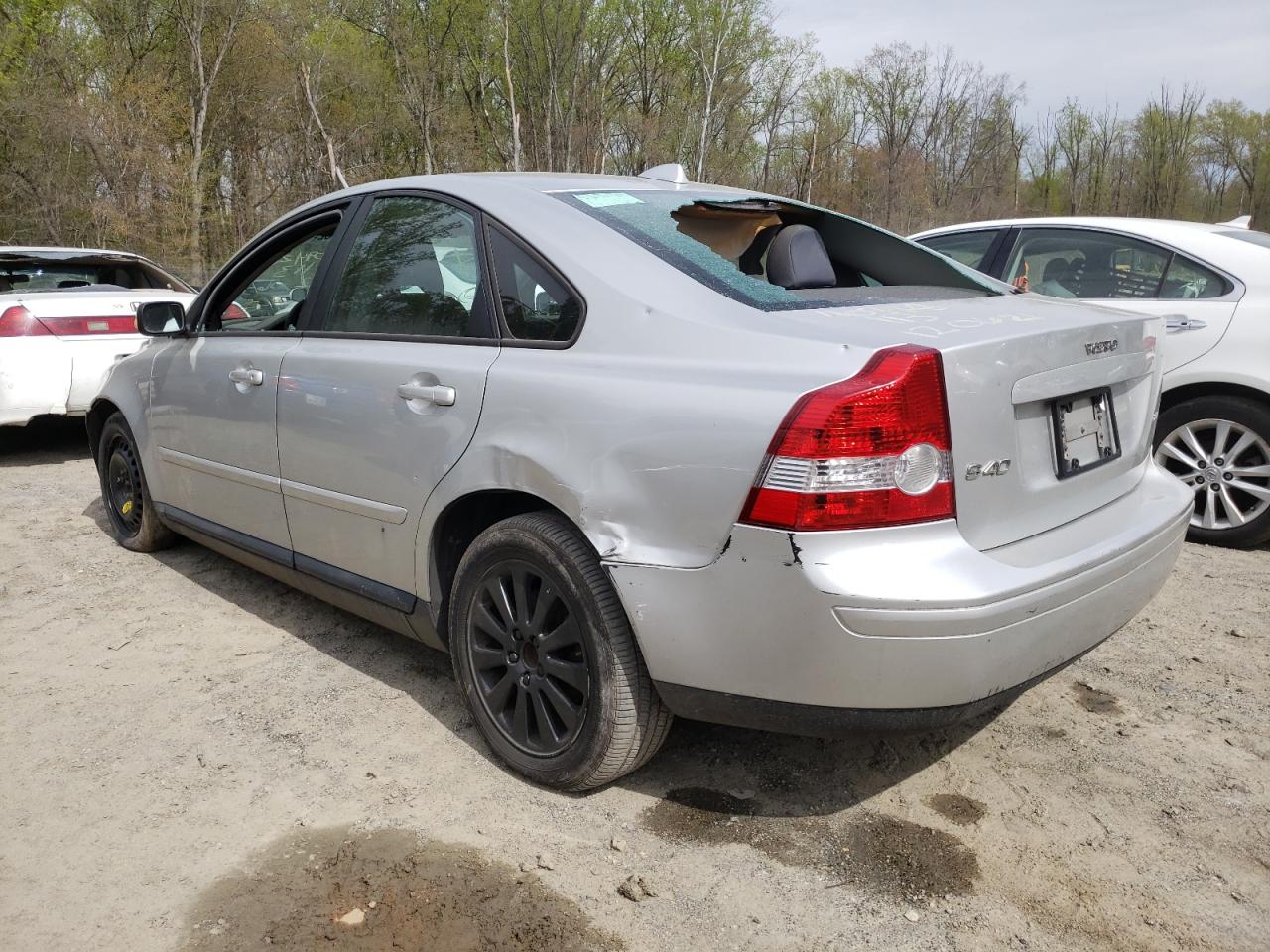 Photo 3 from auction – 2005 VOLVO S40 2.4I with VIN YV1MS390152113588