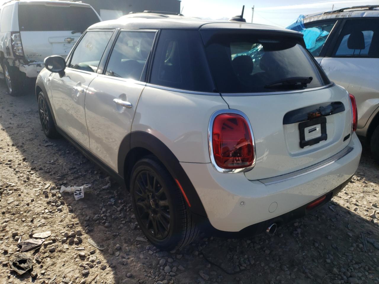 Photo 3 from auction – 2021 MINI COOPER with VIN WMWXU7C04M2P09819