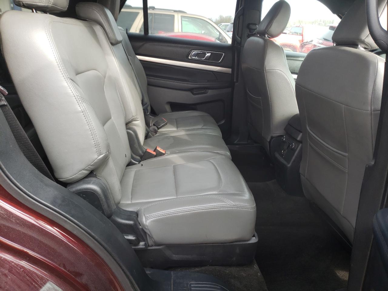 Photo 6 from auction – 2018 FORD EXPLORER X with VIN 1FM5K7D84JGB04004