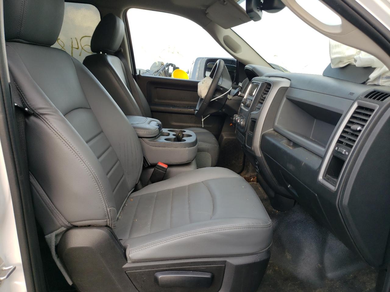 Photo 5 from auction – 2020 RAM 1500 CLASS with VIN 3C6RR6KT3LG202961