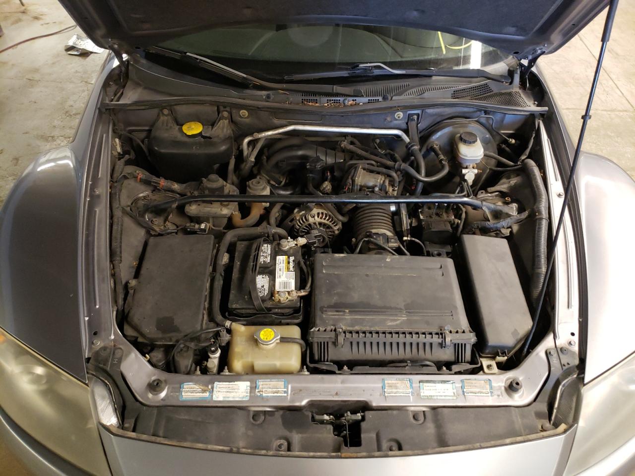 Photo 7 from auction – 2004 MAZDA RX8 with VIN JM1FE173240115917
