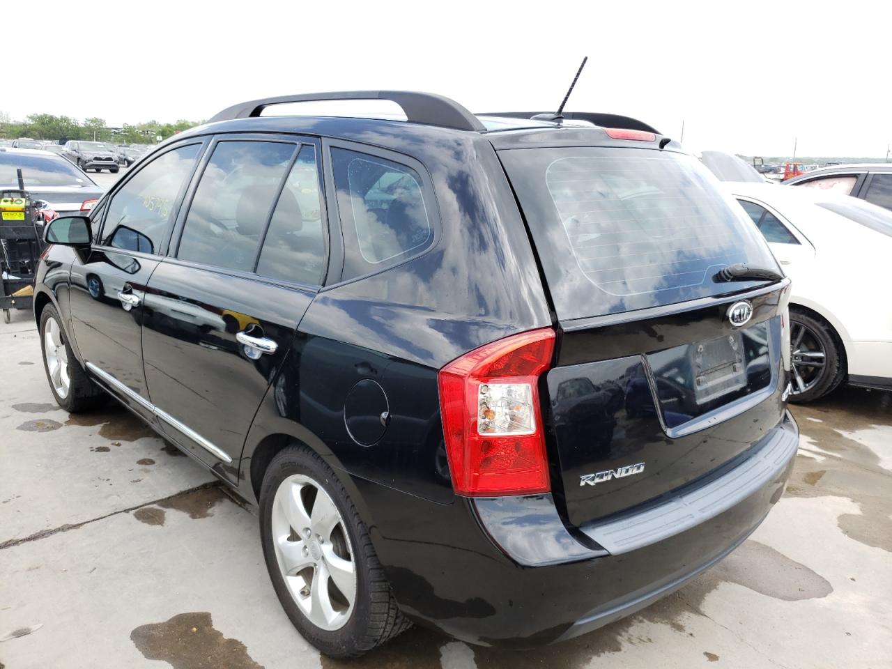 Photo 3 from auction – 2009 KIA RONDO LX with VIN KNAFG526097278970