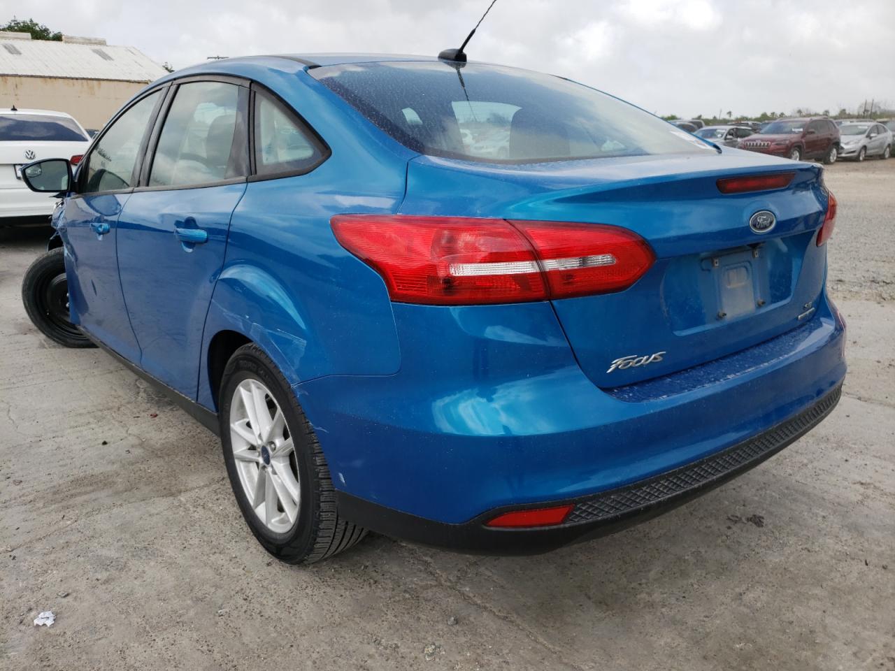 Photo 16 from auction – 2016 FORD FOCUS SE with VIN 1FADP3F29GL305714