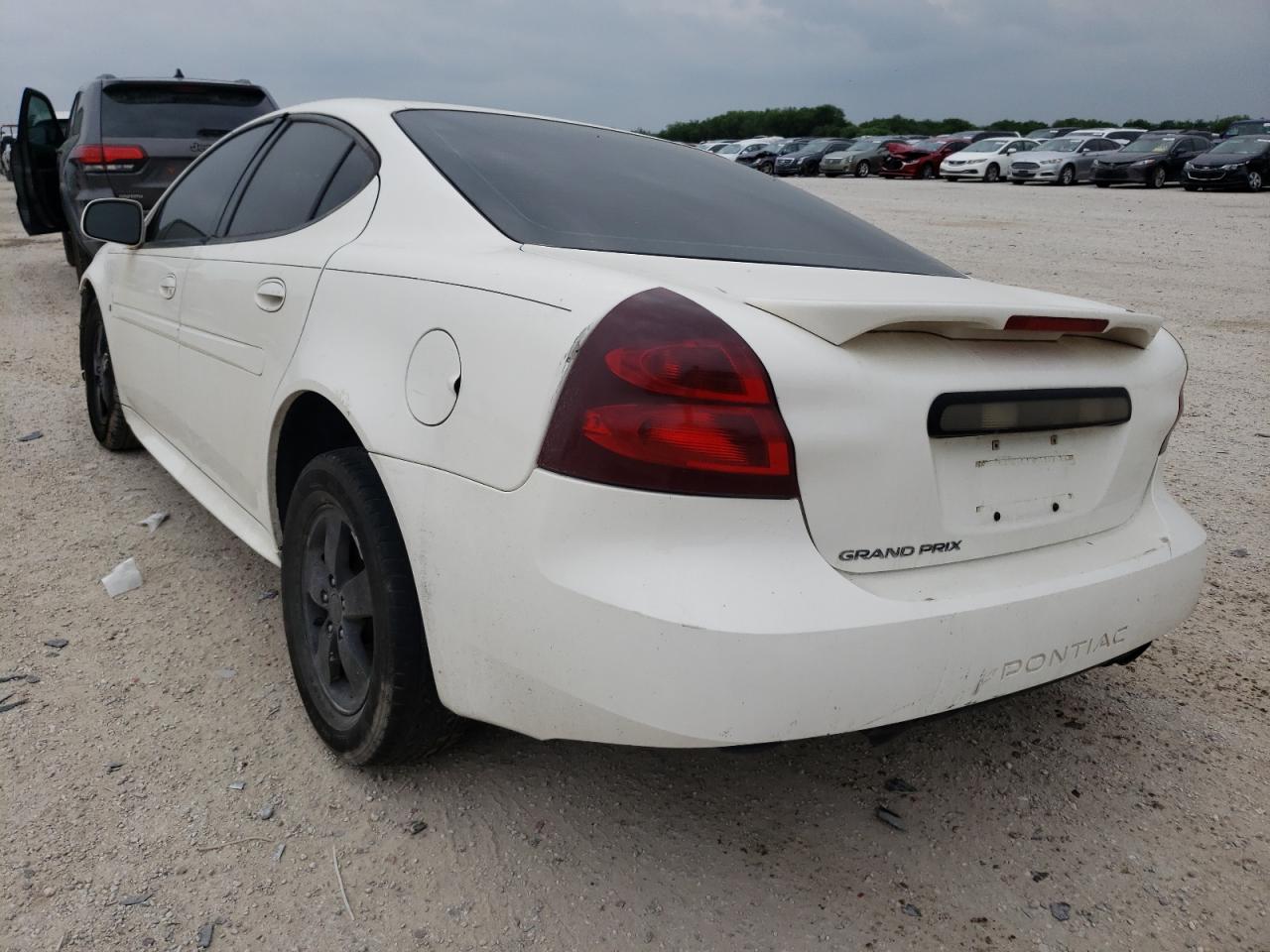 Photo 3 from auction – 2008 PONTIAC GRAND PRIX with VIN 2G2WP552081107325