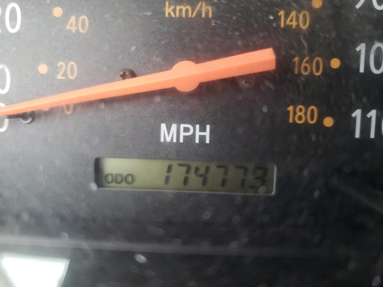 Photo 8 from auction – 2003 TOYOTA TUNDRA with VIN 5TBJN32133S436249