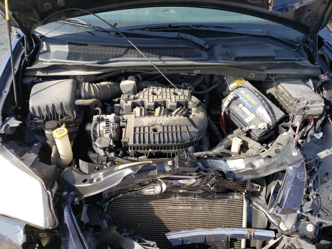 Photo 7 from auction – 2010 CHRYSLER TOWN & COU with VIN 2A4RR5DX1AR207192