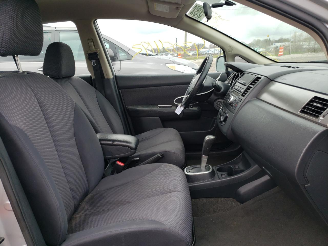 Photo 5 from auction – 2009 NISSAN VERSA S with VIN 3N1BC13E09L389402