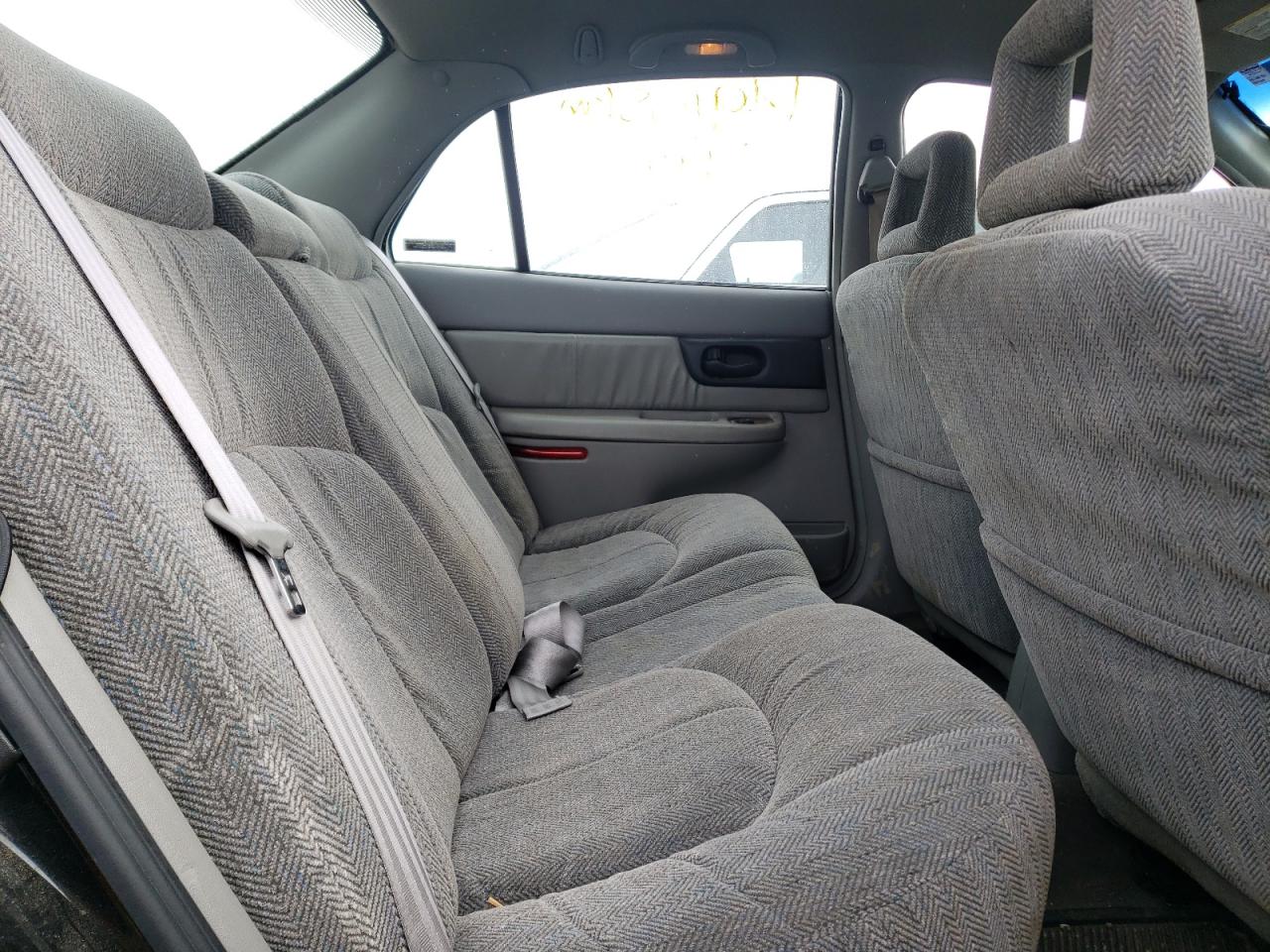 Photo 6 from auction – 1999 BUICK REGAL LS with VIN 2G4WB52K4X1462717