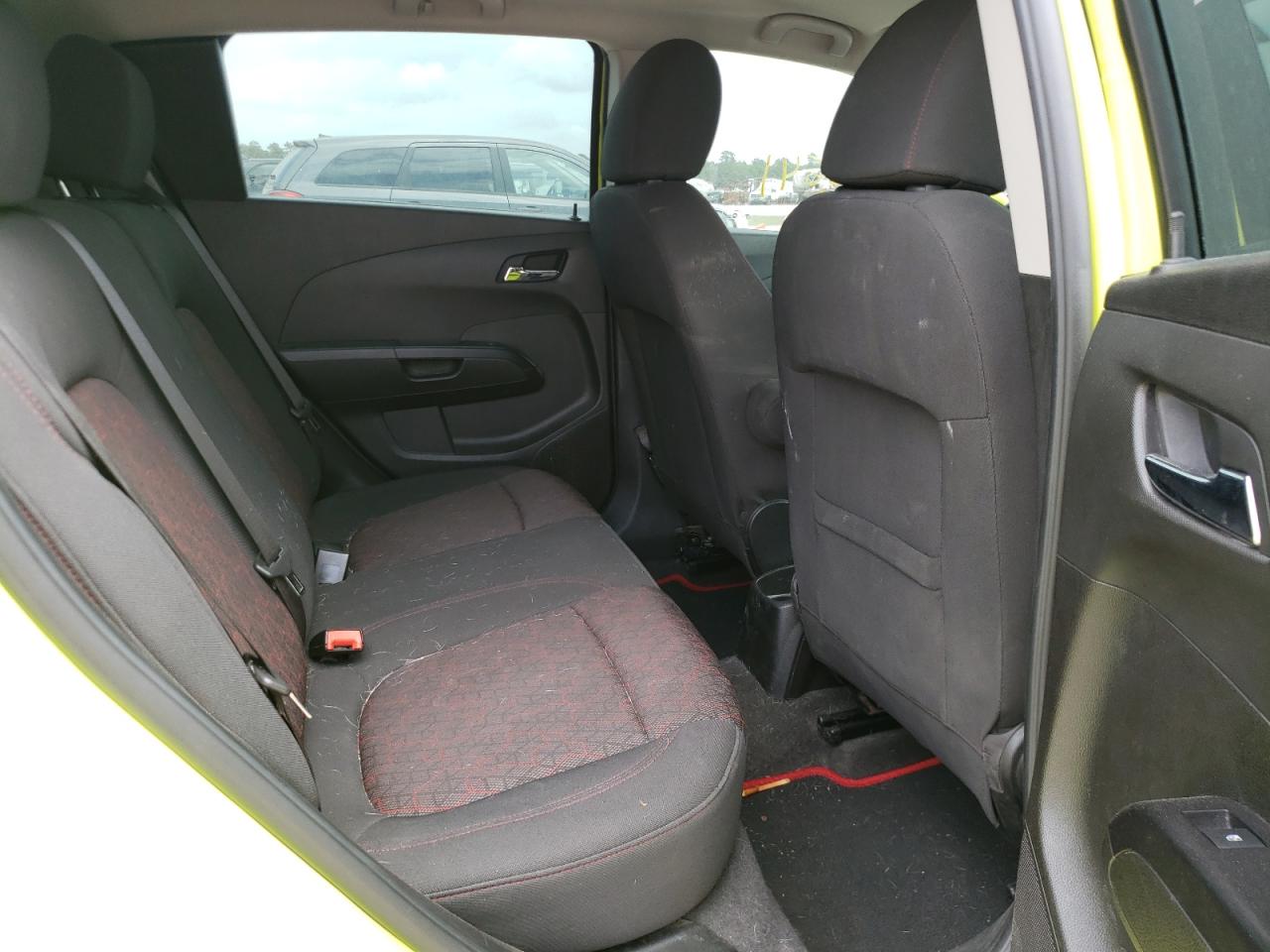 Photo 18 from auction – 2019 CHEVROLET SONIC LT with VIN 1G1JD6SB9K4110642