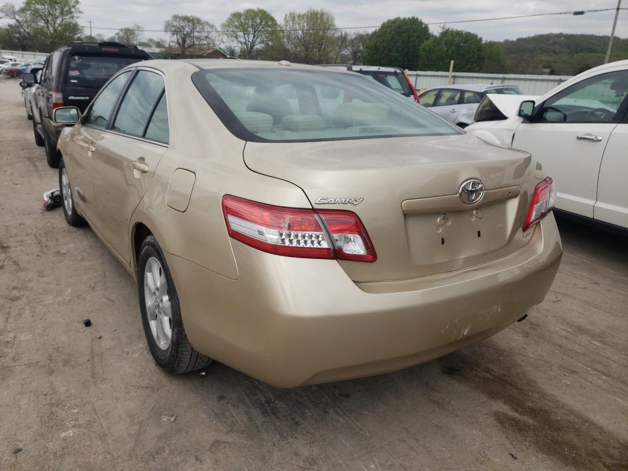 Photo 3 from auction – 2011 TOYOTA CAMRY BASE with VIN 4T4BF3EK9BR099725