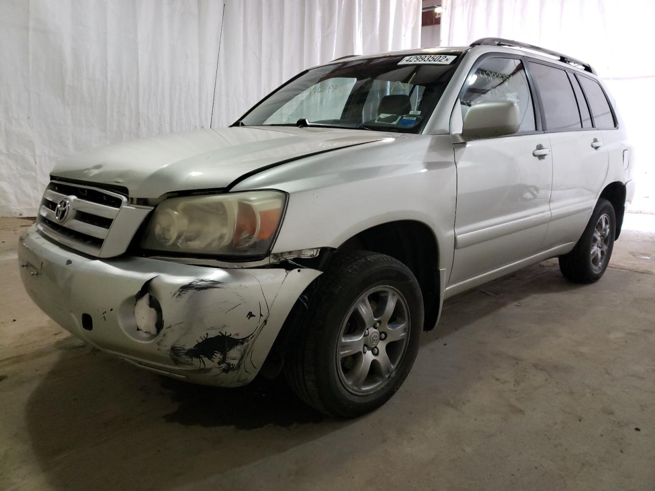 Photo 2 from auction – 2004 TOYOTA HIGHLANDER with VIN JTEEP21A640022607
