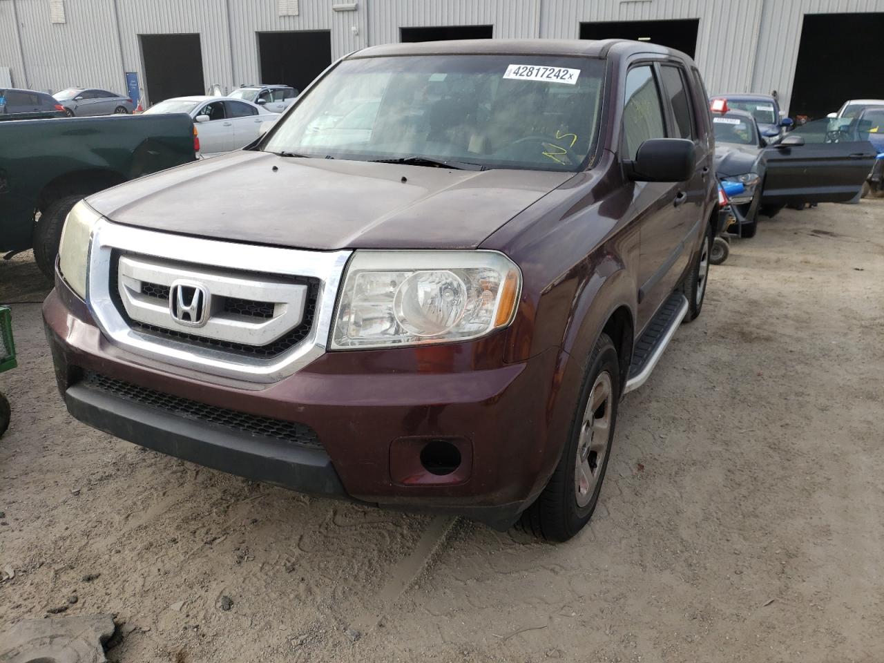 Photo 2 from auction – 2010 HONDA PILOT LX with VIN 5FNYF3H28AB020623