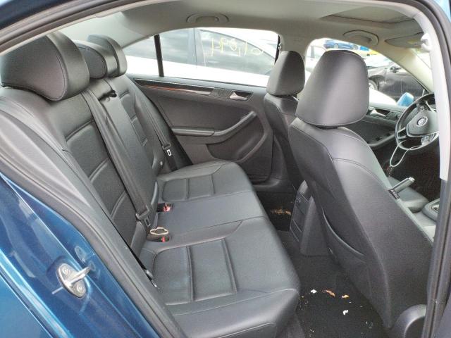 Photo 6 from auction – 2017 VOLKSWAGEN JETTA SEL with VIN 3VWL17AJ7HM279799