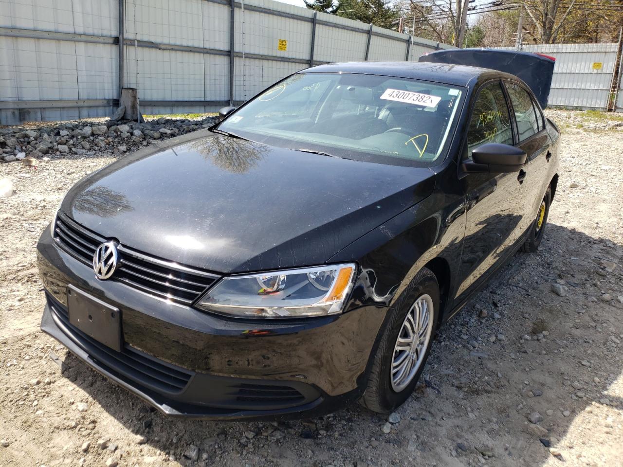 Photo 2 from auction – 2011 VOLKSWAGEN JETTA BASE with VIN 3VW2K7AJ0BM390131