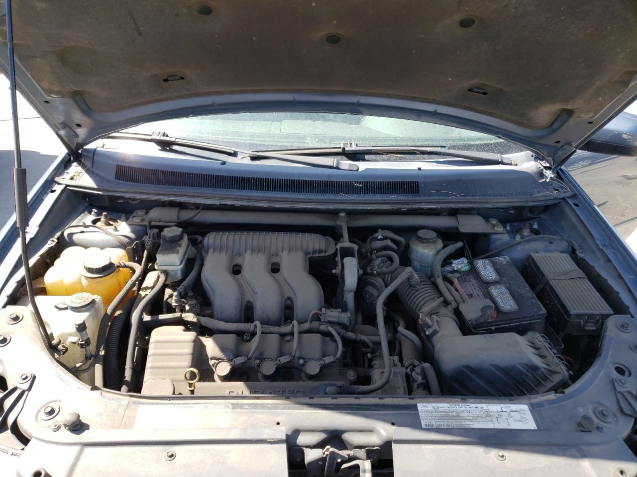 Photo 7 from auction – 2005 FORD FREESTYLE with VIN 1FMZK02155GA54864