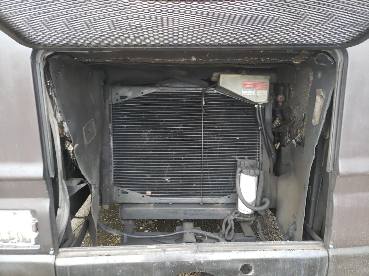Photo 7 from auction – 2005 FREIGHTLINER CHASSIS X with VIN 4UZAB2DCX5CV76081