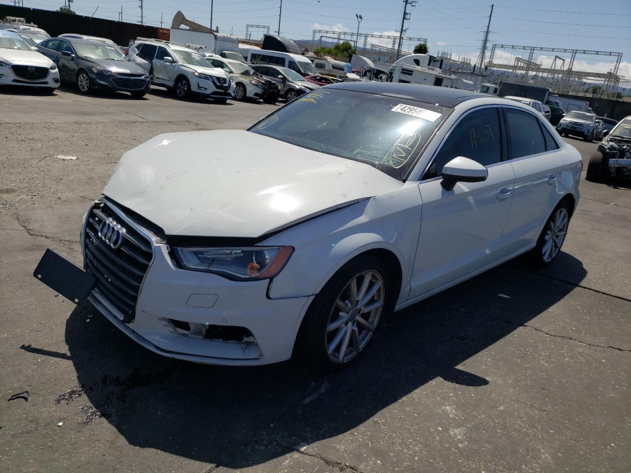 صورة رقم 2 من المزاد - 2015 AUDI A3 PREMIUM مع VIN WAUAJGFF7F1075851
