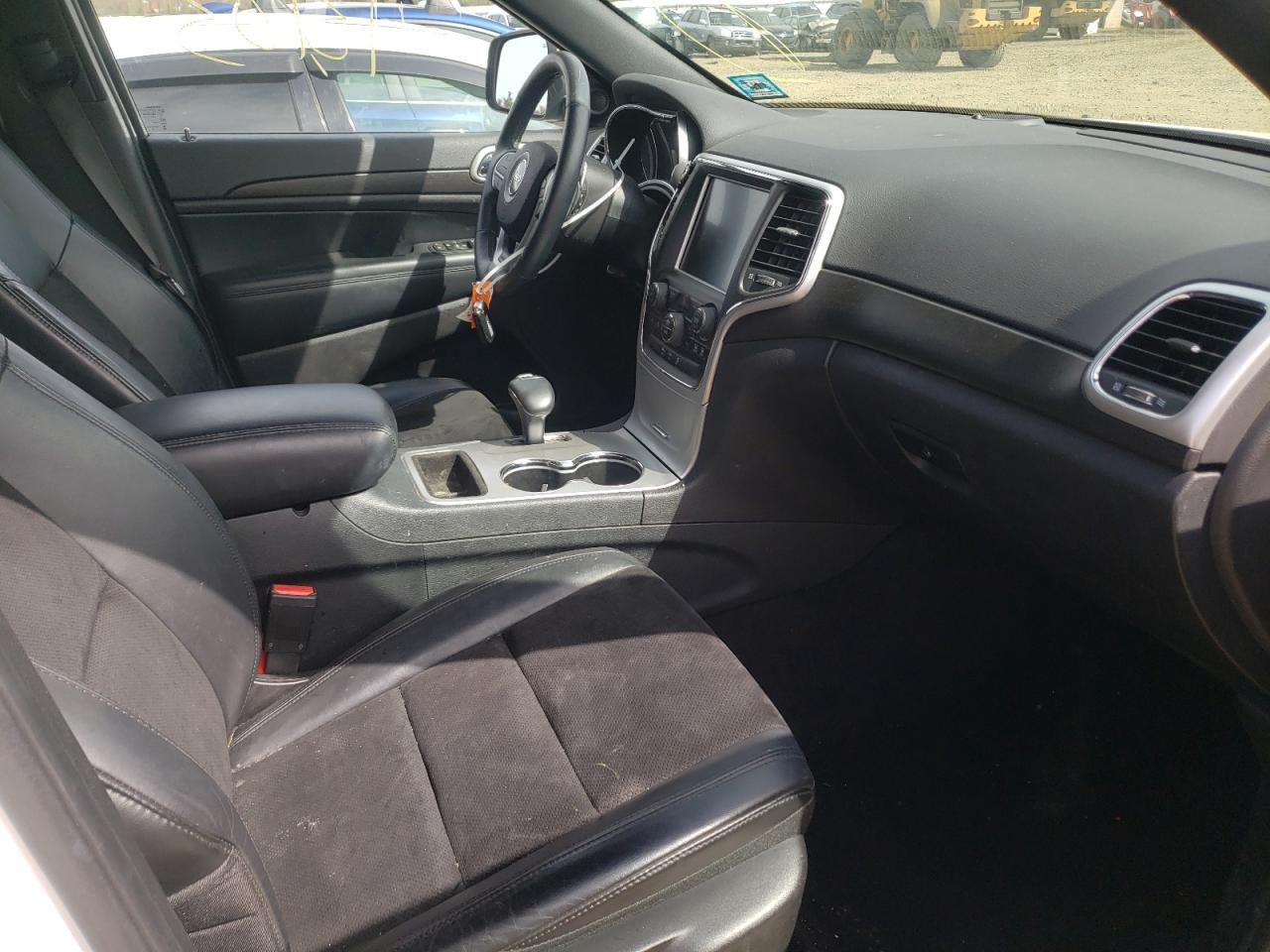 Photo 5 from auction – 2015 JEEP GRAND CHER with VIN 1C4RJFAG0FC164410