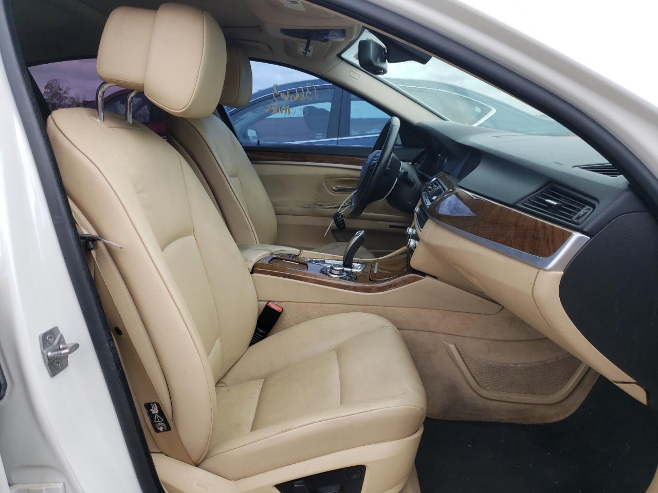 Photo 5 from auction – 2011 BMW 528 I with VIN WBAFR1C53BC741965