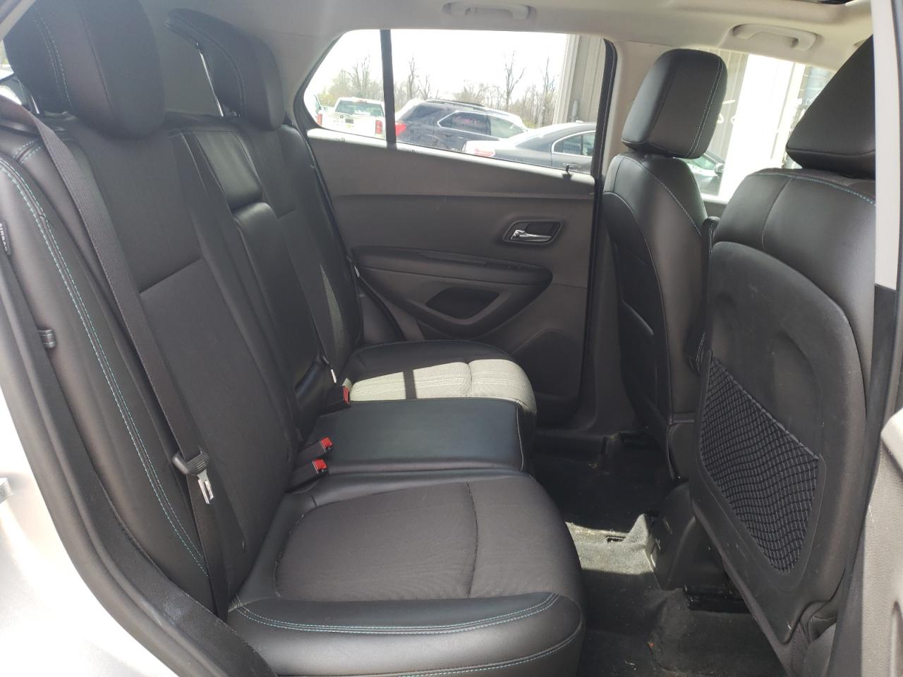 Photo 6 from auction – 2015 CHEVROLET TRAX 1LT with VIN 3GNCJLSB7FL252258