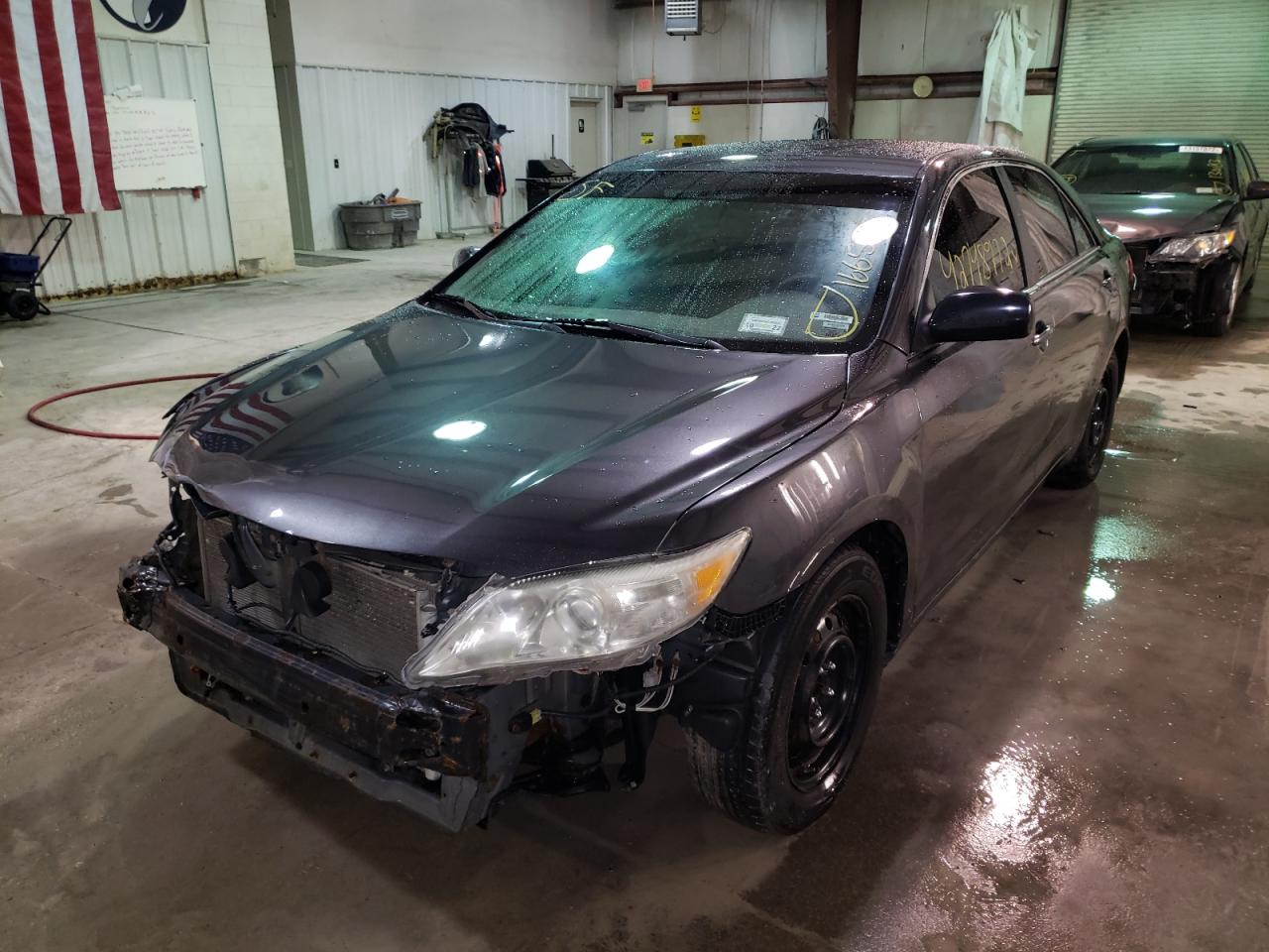Photo 2 from auction – 2011 TOYOTA CAMRY BASE with VIN 4T1BF3EK7BU718154