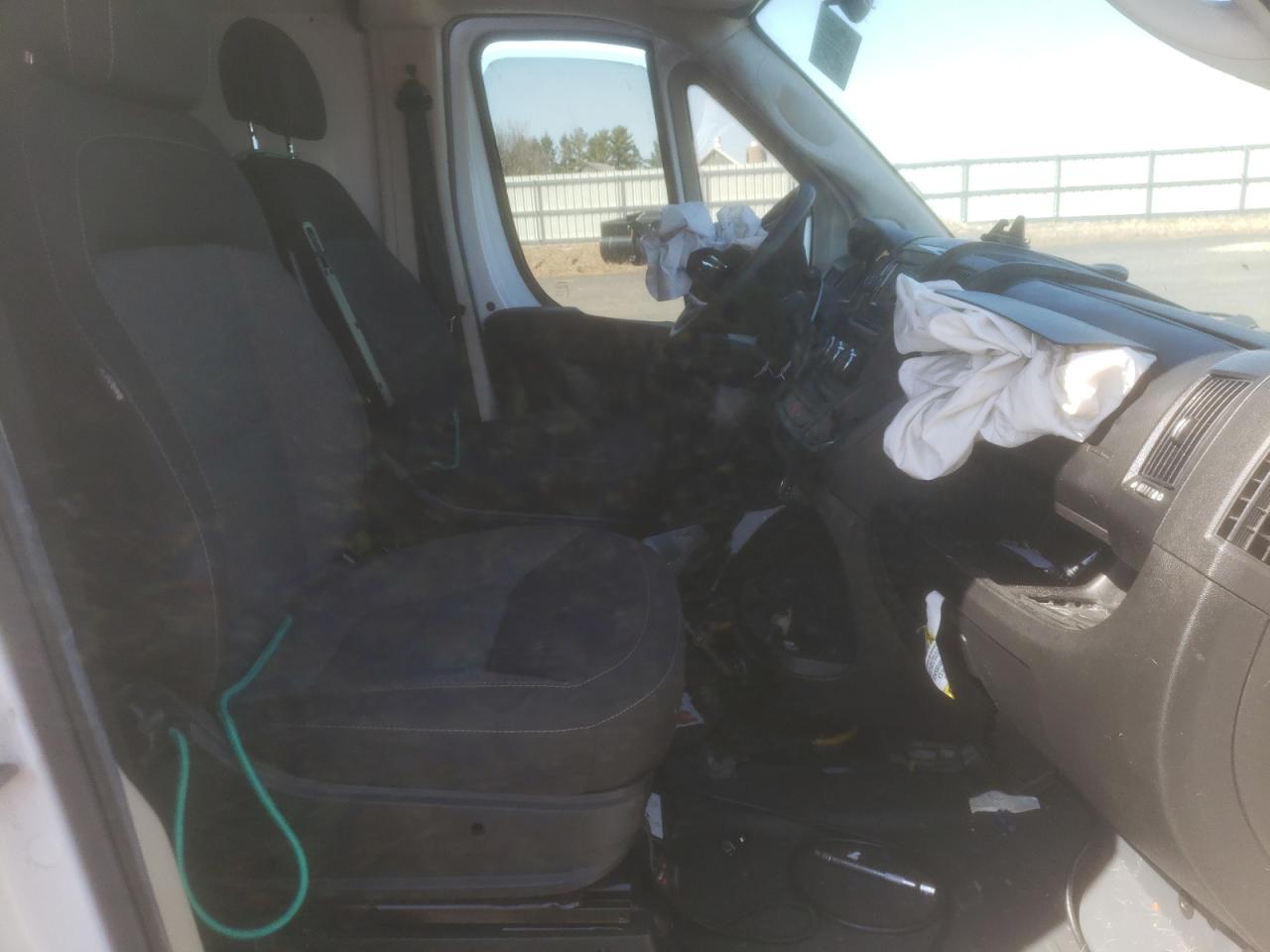 Foto 5 de la subasta – 2018 RAM PROMASTER con VIN 3C6URVJG4JE114602