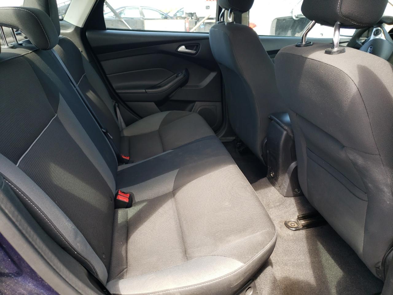 Photo 6 from auction – 2012 FORD FOCUS SE with VIN 1FAHP3F24CL156799