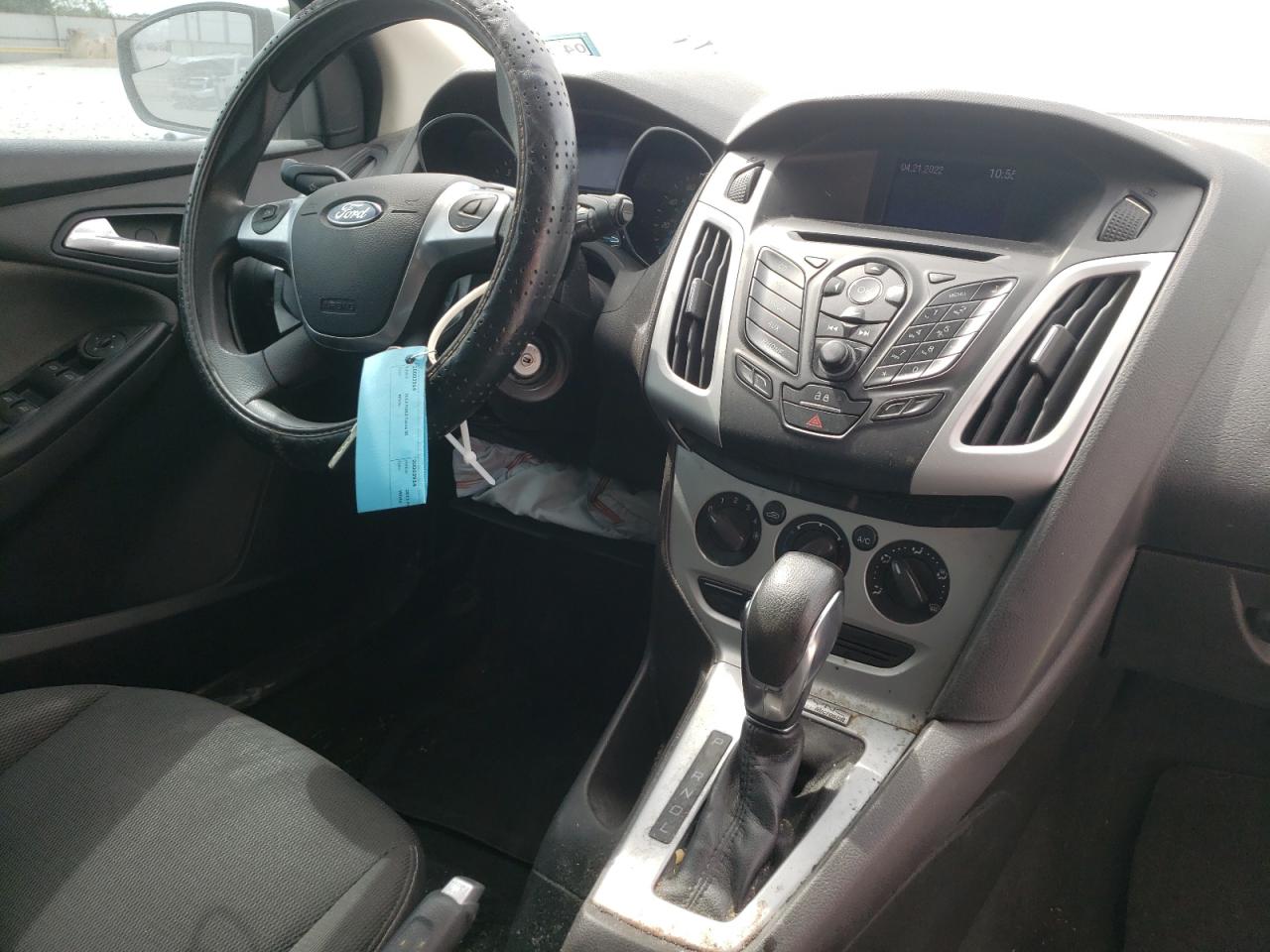 Photo 9 from auction – 2013 FORD FOCUS SE with VIN 1FADP3K22DL220196