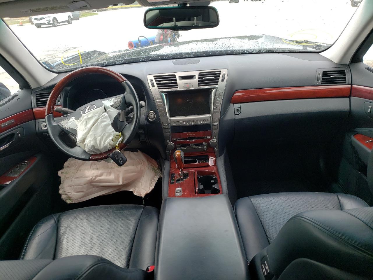 Photo 9 from auction – 2008 LEXUS LS 460 with VIN JTHBL46F185052219