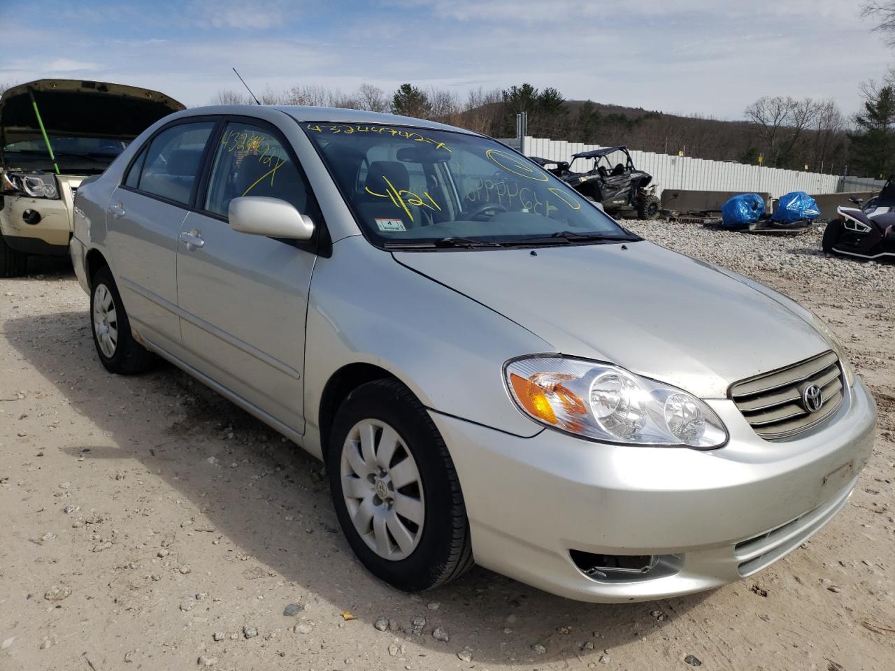TOYOTA COROLLA CE 2004 with VIN 2T1BR38E04C255260 - Photo from auction