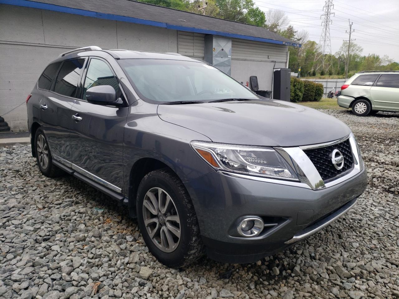 Photo 1 from auction – 2016 NISSAN PATHFINDER with VIN 5N1AR2MM0GC665049