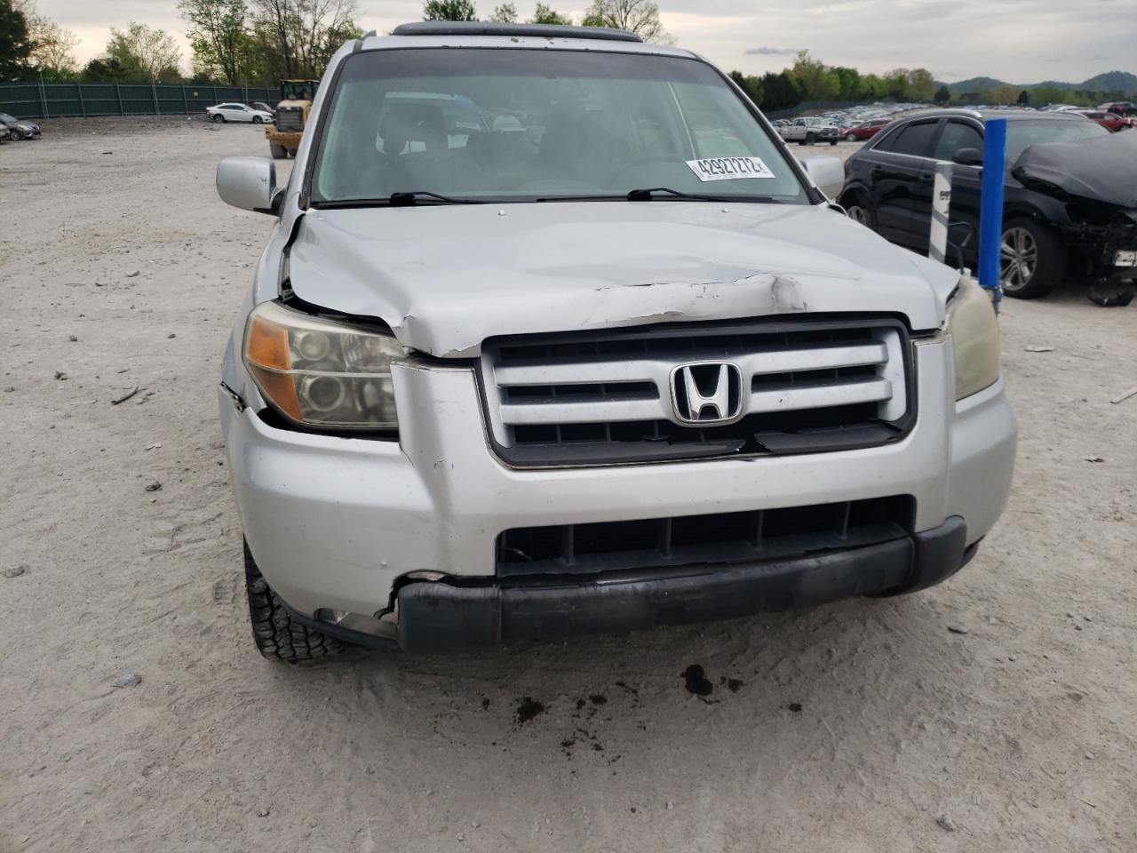 Photo 9 from auction – 2008 HONDA PILOT SE with VIN 5FNYF28378B020027