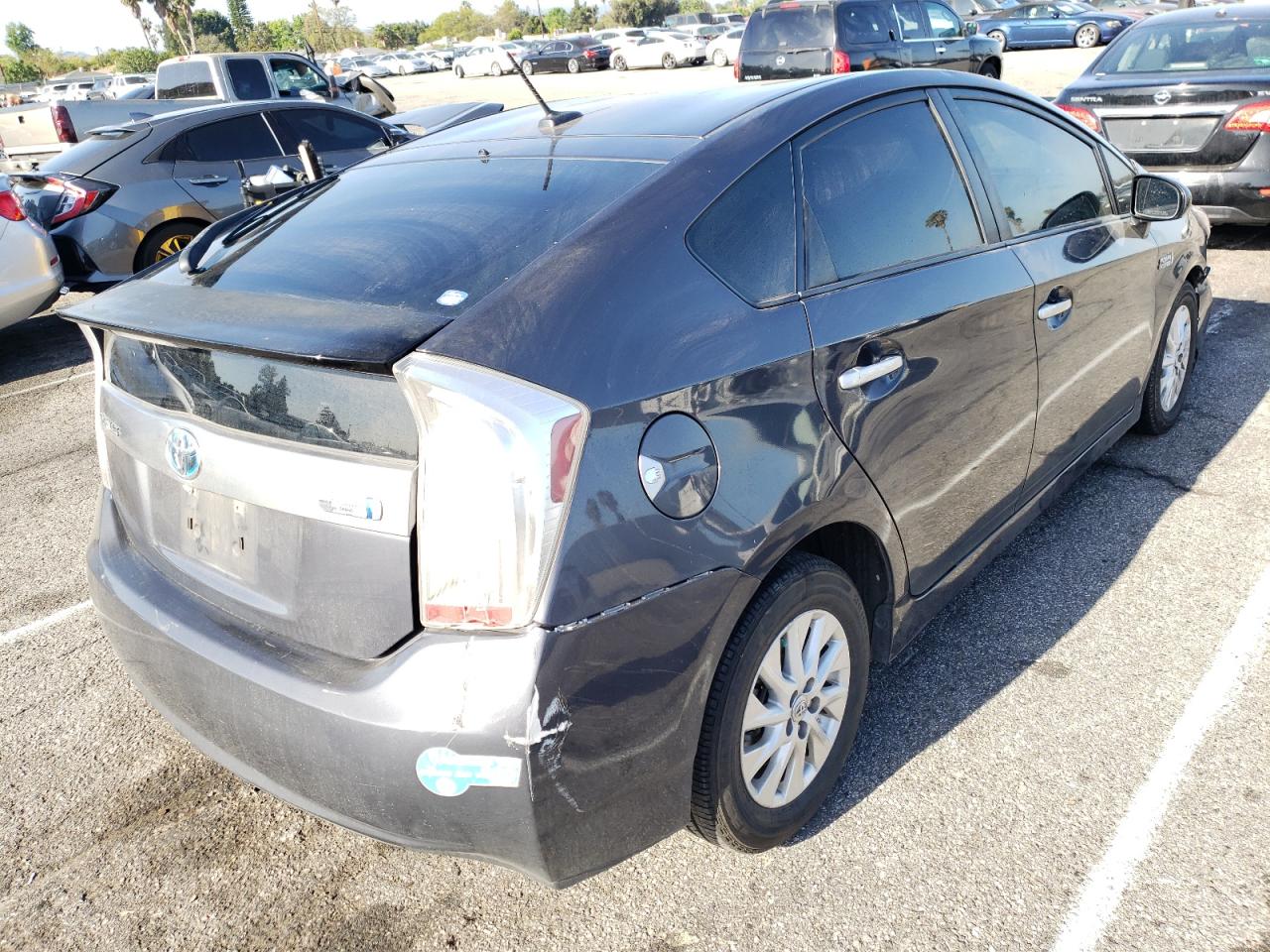 Photo 4 from auction – 2014 TOYOTA PRIUS PLUG with VIN JTDKN3DPXE3061428