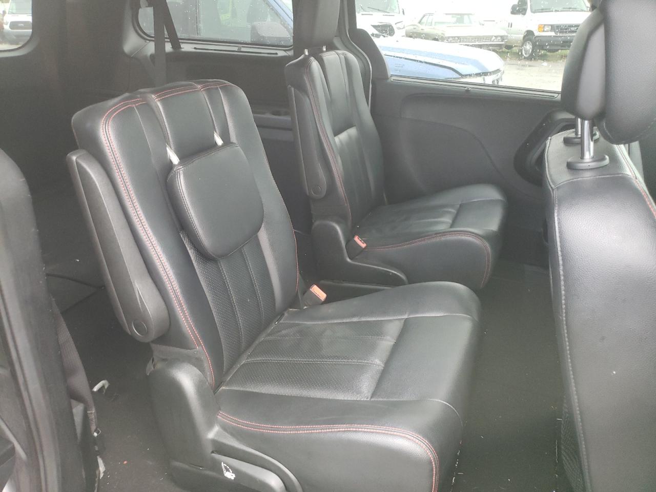 Foto 6 de la subasta – 2017 DODGE GRAND CARA con VIN 2C4RDGEG9HR699396