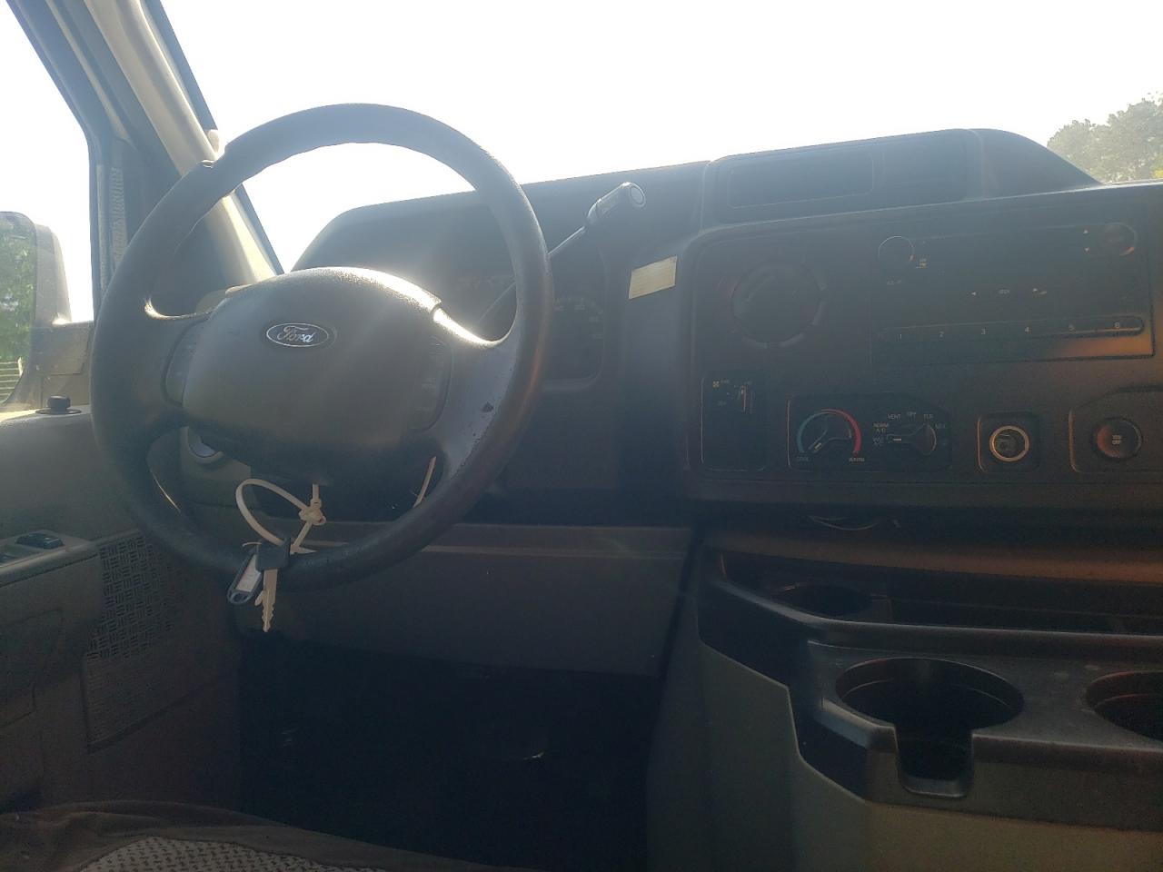 Photo 9 from auction – 2012 FORD ECONOLINE with VIN 1FTNE2EW7CDA27855