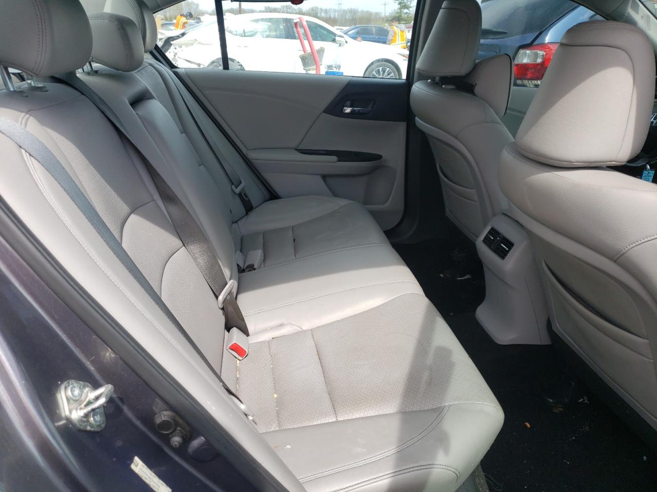 Photo 6 from auction – 2014 HONDA ACCORD EXL with VIN 1HGCR2F86EA301290