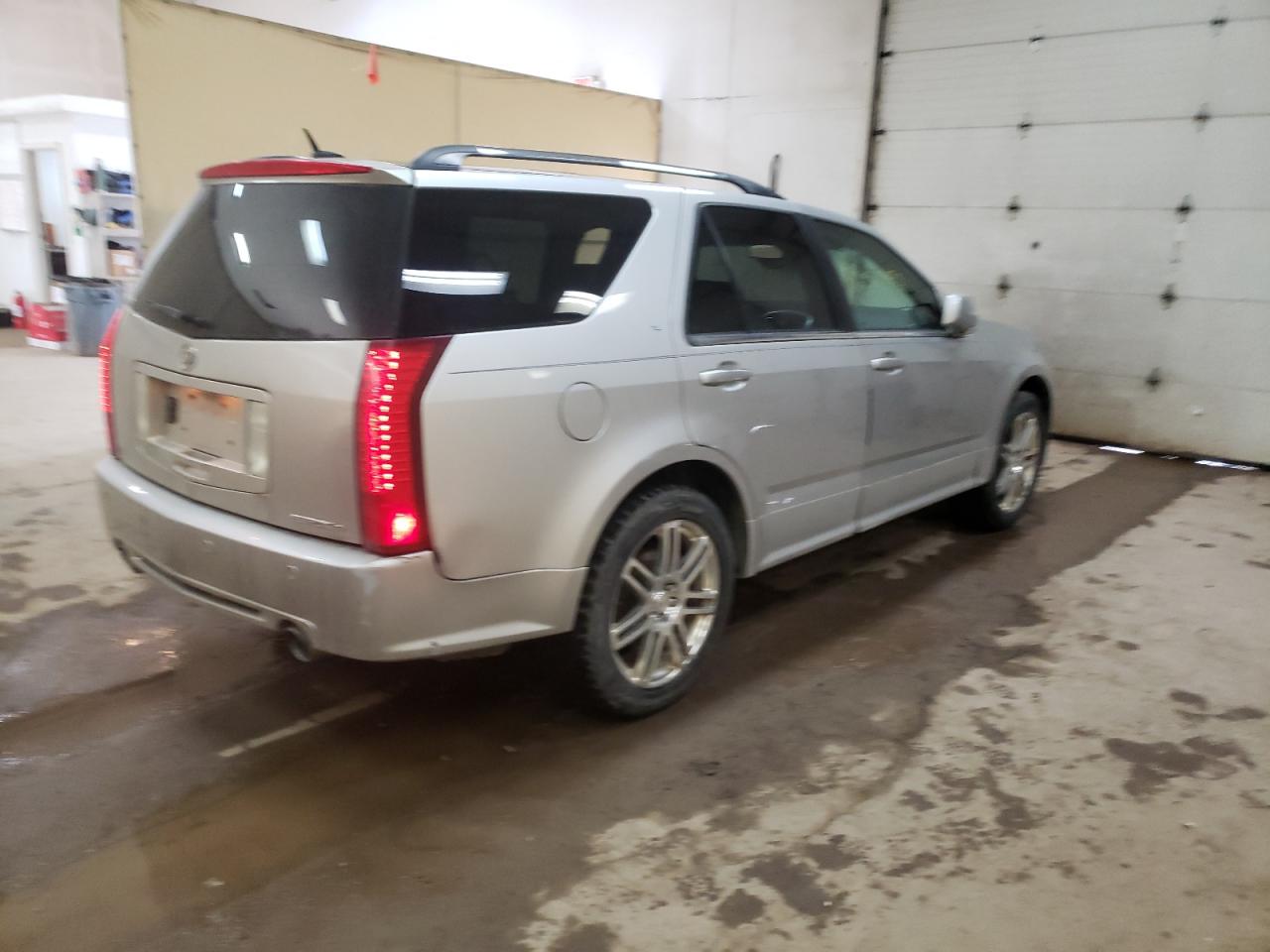 Photo 4 from auction – 2007 CADILLAC SRX with VIN 1GYEE637X70133372
