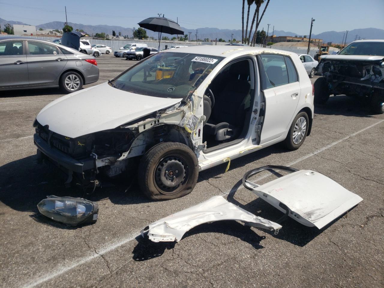 Photo 9 from auction – 2012 VOLKSWAGEN GOLF with VIN WVWDB7AJ7CW150796