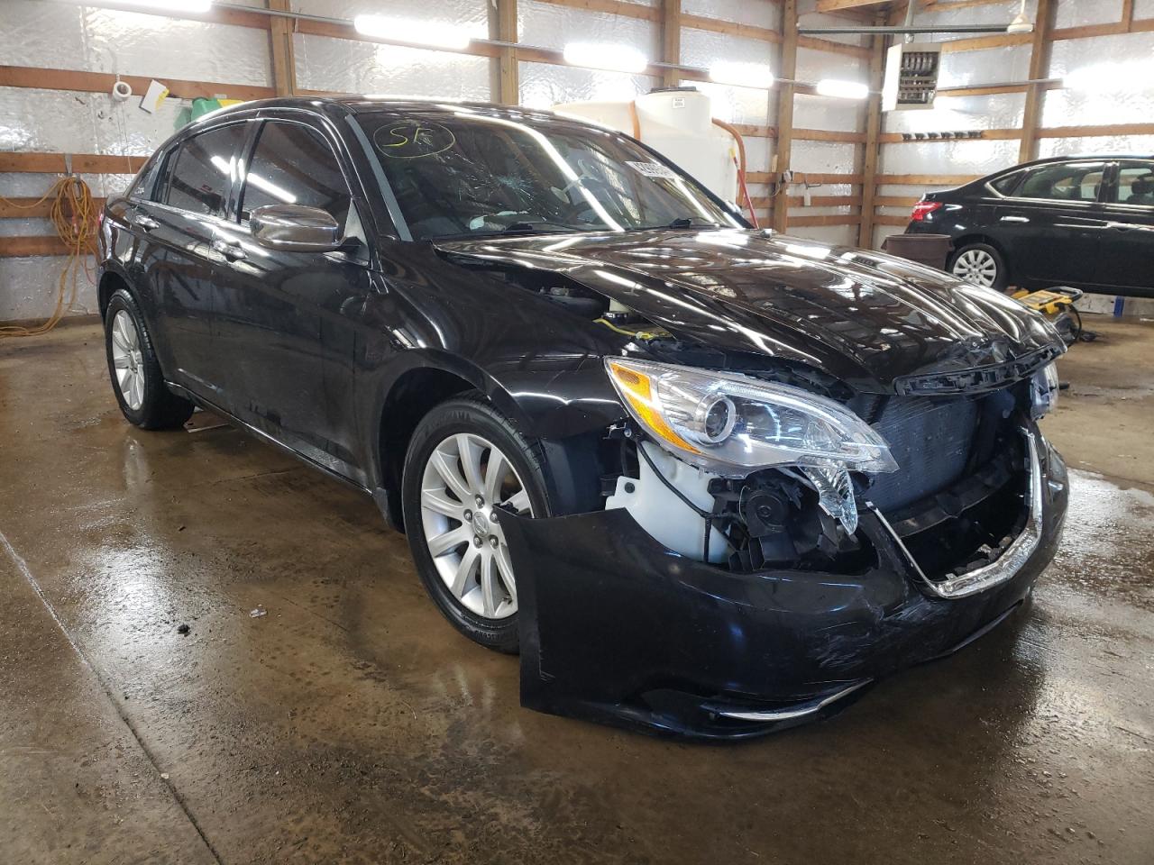 CHRYSLER 200 LIMITE 2014 con VIN 1C3CCBCG9EN125392 - Foto de la subasta
