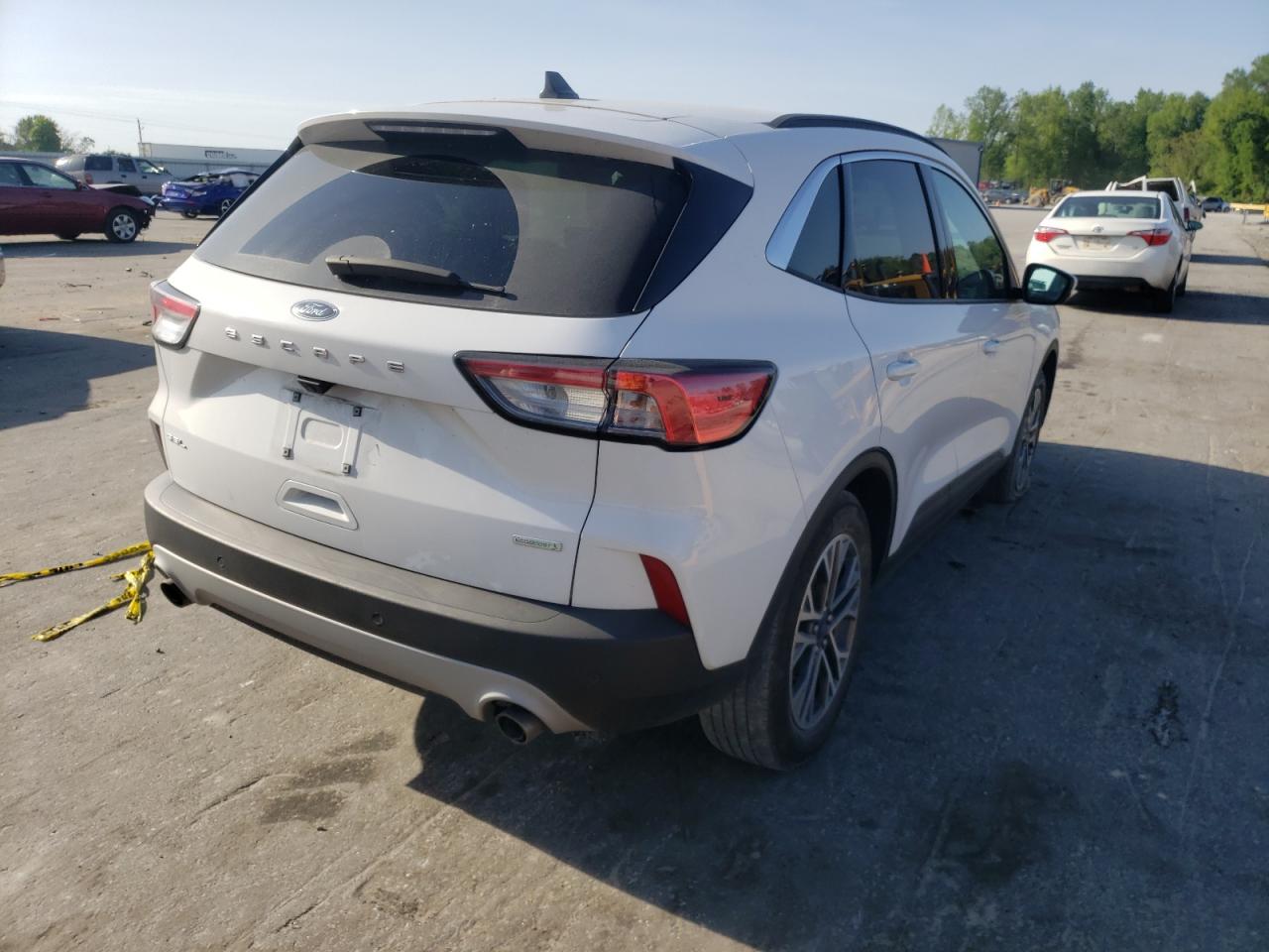Photo 4 from auction – 2020 FORD ESCAPE SEL with VIN 1FMCU0H63LUA92935