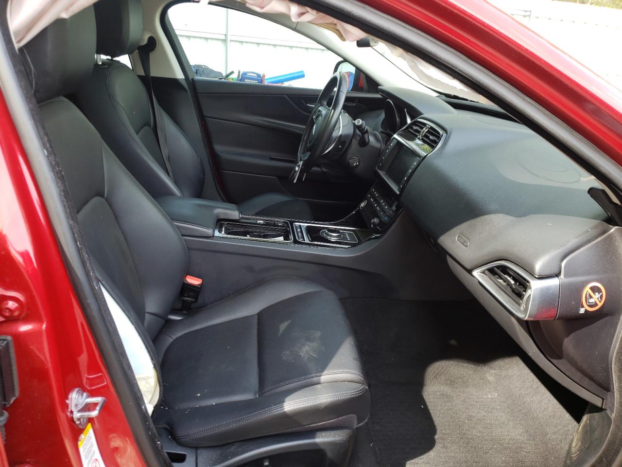 Photo 5 from auction – 2018 JAGUAR XE PREMIUM with VIN SAJAJ4FX2JCP20740
