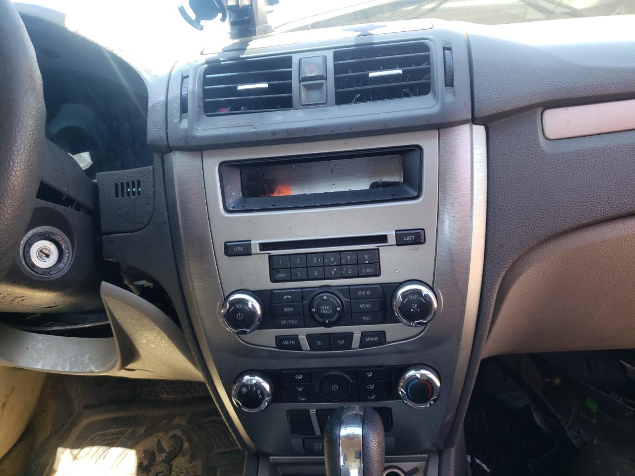 Photo 9 from auction – 2012 FORD FUSION S with VIN 3FAHP0GA3CR400822